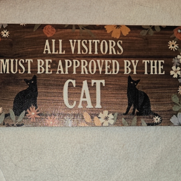 Charming Cat Approval Sign with Floral Accents - Picture 1 of 4
